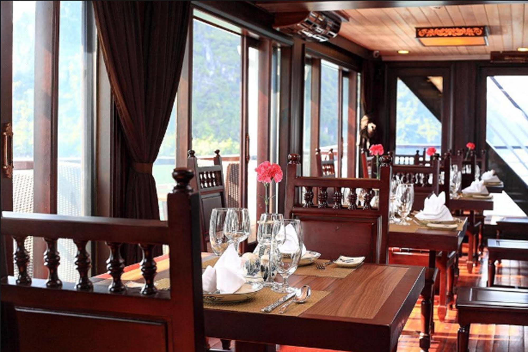 Hotel Halong Glory Legend Cruise Hạ Long Exterior foto
