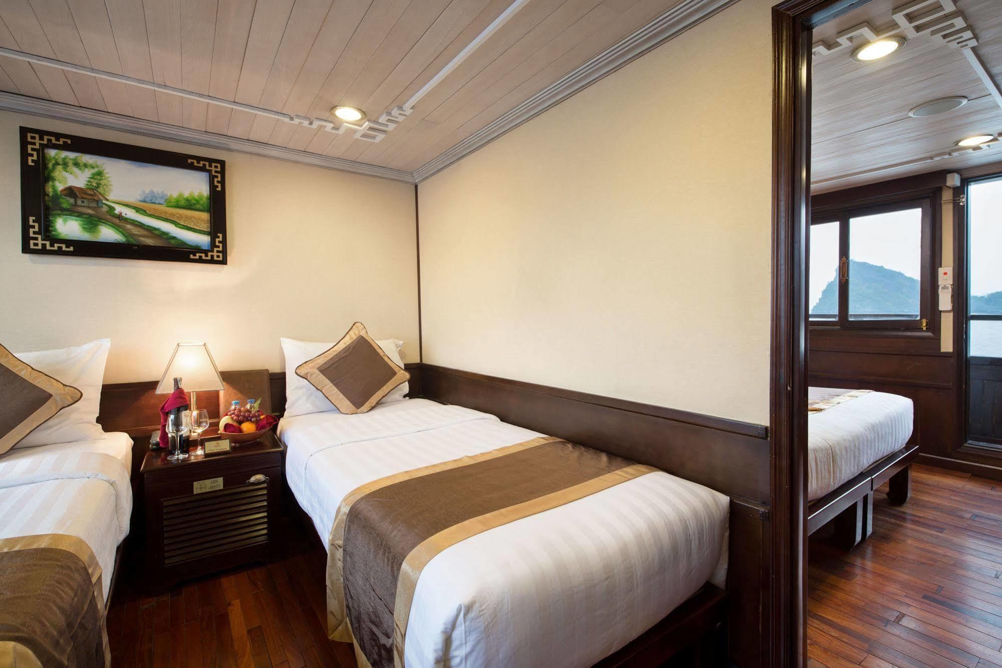 Hotel Halong Glory Legend Cruise Hạ Long Exterior foto